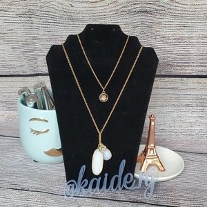 Stella & Dot Trinity Pendant - Gold